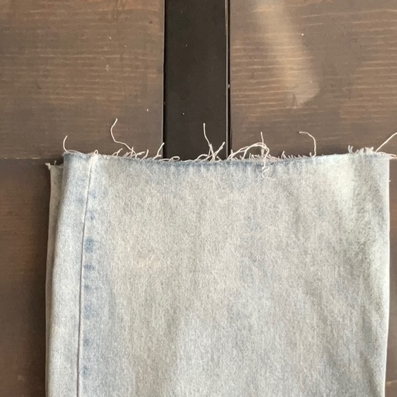 KanCan Ryland Ultra High Rise 90's Skater Jeans - Picture 9 of 9